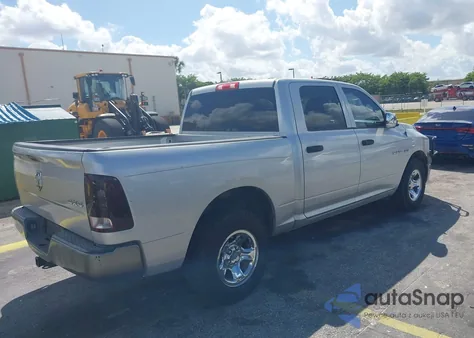 2010 Dodge Ram 1500 St из США, поврежденный, VIN 1D7RV1CT7AS161025